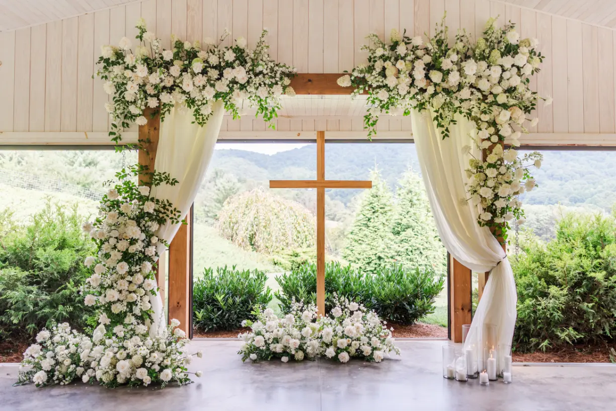 Chestnut Ridge Emily Epley and Dusty Combs Wedding Tiffany McClure Photography 12 Chestnut Ridge Emily Epley and Dusty Combs Wedding Tiffany McClure Photography 12