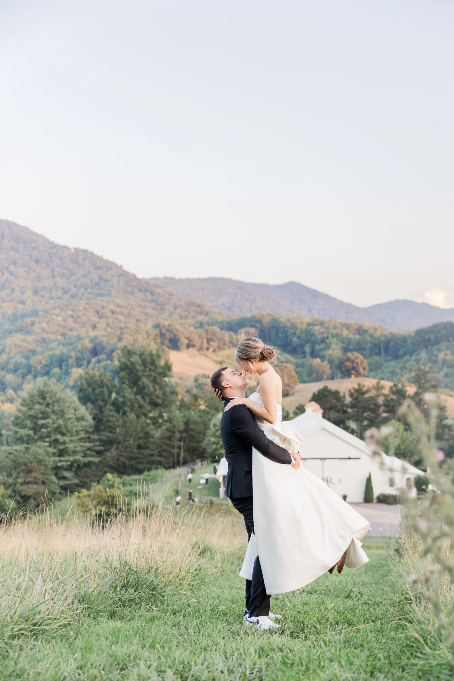 Chestnut Ridge Emily Epley and Dusty Combs Wedding Tiffany McClure Photography 42 Chestnut Ridge Emily Epley and Dusty Combs Wedding Tiffany McClure Photography 42